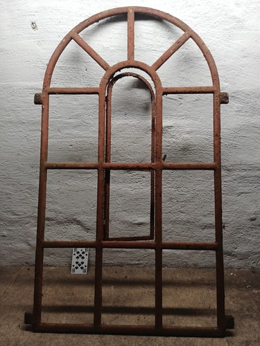 Massives altes fenster mit - fenster,