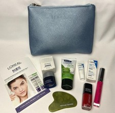 Beauty Set Luxus Marken Kosmetik Beauty Make Up Proben Geschenk Kalender uvm 21