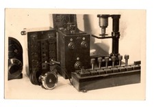 Technisches Vintage-Foto 1930–50 Labor/Messtechnik Radiotechnik – Agfa