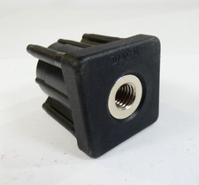 Gewindebuchsen / Gewindestopfen | für Vierkantrohr Innenmaß 32mm | M10