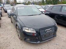 AUDI A3 8P S-LINE 3-TÜRER