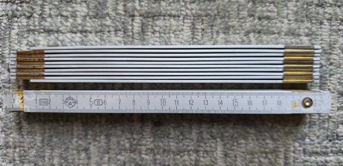 Metall maßstab leichtmetall - metall,