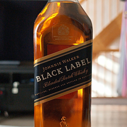 Johnnie walker black - johnnie,