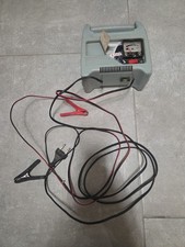 Batterie-Ladegerät 12V 4A Anzeige Ladung Auto Kfz PKW Batterie-Lader Defekt