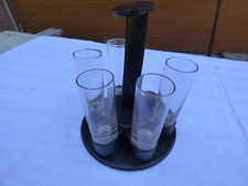 Wodka-Gläser im Ständer 5