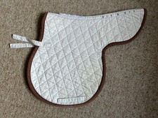 Stübben Satteldecke, gesteppt, Springsattel / Vielseitigkeitssattel / VSS / VSD