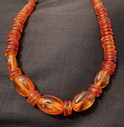 Kette aus richtige bernstein - ,