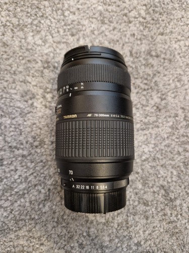 Tamron 300mm objektiv - 70-300mm,