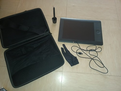 Intuos pen tablet wacom - m,