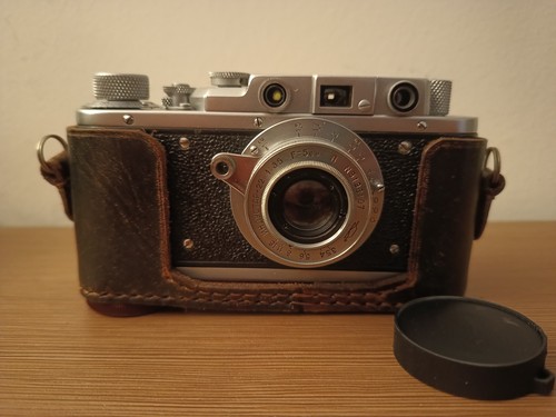 Zorki rangefinder camera - rangefinder,
