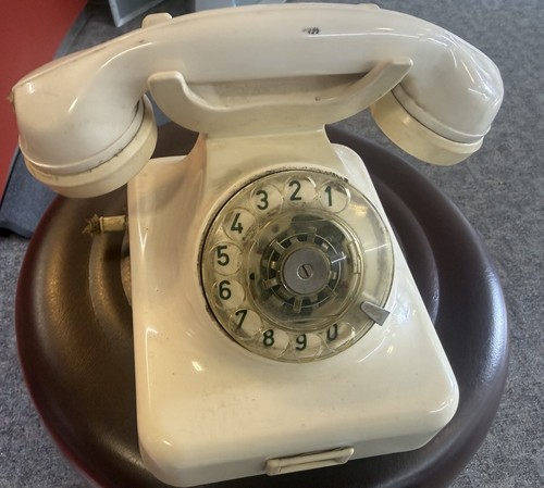 Altes wählscheibentelefon - altes,
