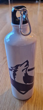 Alu Trinkflasche weiß heulender Wolf lila 0,75l Liter Anhänger Schraubverschluß