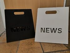 Zeitungsständer NEWS, weiß und schwarz