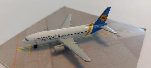 Flugzeugmodell herpa 500 - flugzeugmodell,