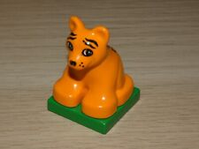 Lego Duplo Leoparden Baby auf grüner Platte