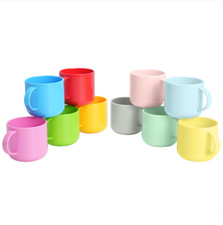 Kindertasse aus Kunststoff in 10 verschiedenen Farben
