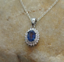 Blau Saphir und Zirkon Edelstein Anhänger. Silber 925, Sterlingsilber, Elegant