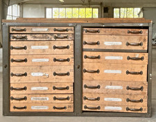 Alte Bundeswehr Werkbank - Vintage Industriedesign -   zum herrichten -