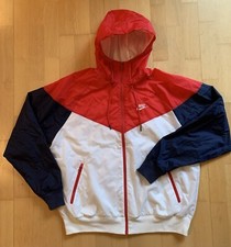 NSW Nike Sportswear Windrunner