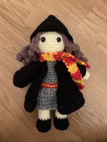 Crochet amigurumi hermione - crochet,