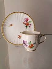 KPM Porzellan Rocaille Mokka Tasse mit Untertasse 1. Wahl mit Poliergoldrand