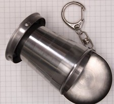 Schlüsselanhänger Metall "Schnaps-Becher" unbenutzt