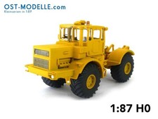 Traktor Kirovets K-700A gelb