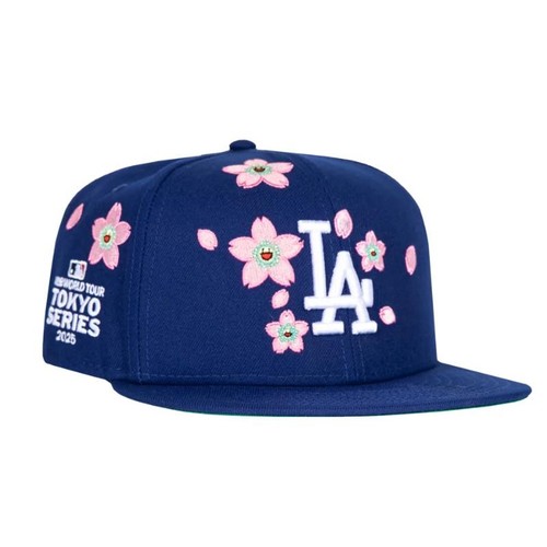 Takashi murakami mlb world - takashi,