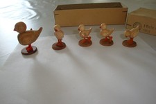 Alte Küken-Familie ,Vogel