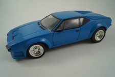 HotWheels Modellauto 1:18