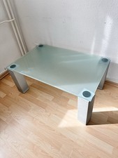 Moderner Couchtisch aus Glas &