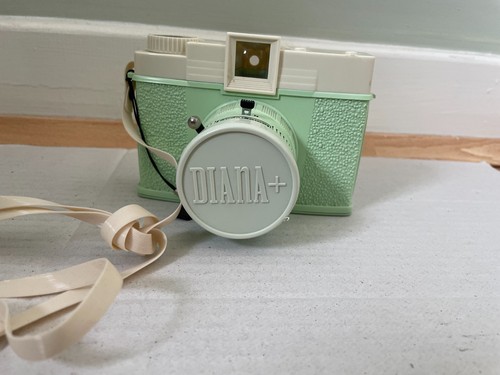 Vintage diana mint green - vintage, +