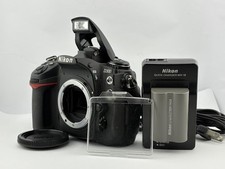 Ausgezeichnetes Nikon NIKON