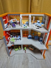 Playmobil Kinderklinik mit Zusatzetage Hubschrauber usw. 6657 6443 6445 70048