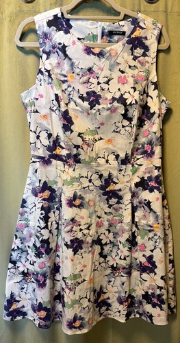Etuikleid weiß mit - mit, blumen