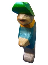 Ostheimer Holzfigur Junge mit