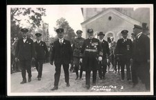 Foto-AK Peissenberg, Marine-Tag, Marine Offizier in Uniform mit Zweispitz nebst 