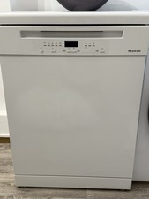 Miele Geschirrspülmaschine – fast neu, mit Garantie & Rechnung