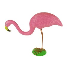 Flamingo rosa gebückt