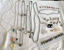 Modeschmuck Paket Ketten, Ohrringe, Armband, Charms, Staubschutz Stecker Handy