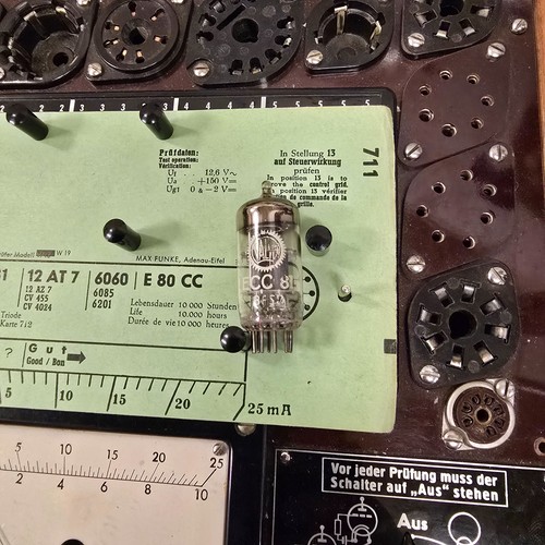 Röhre valvo ecc - 81, tube