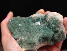275g Grüner Fluorit, Naturstein, Heilstein, Rohstein, Mineralien, Deko