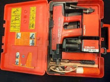 Hilti DX 450 mit Zubehör