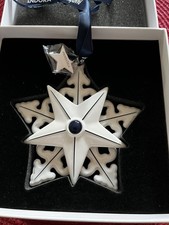 Pandora 2021 Sternförmiger