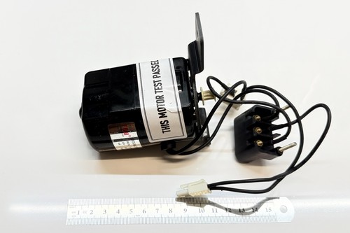 Motor mit stromanschluss - mit,