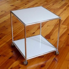 * USM Haller Beistelltisch TV