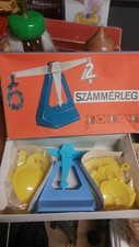 DDR Spielzeug Waage Ungarn OVP