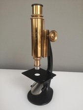 Mikroskop von C. Reichert