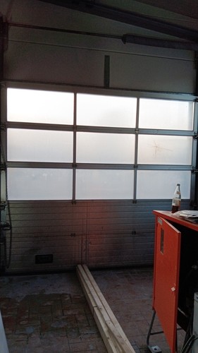 Hallentor alu mit fenster - alu,