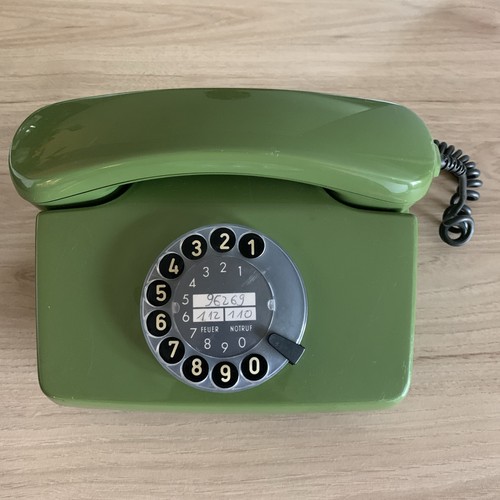 Vintage wählscheibentelefon - vintage,